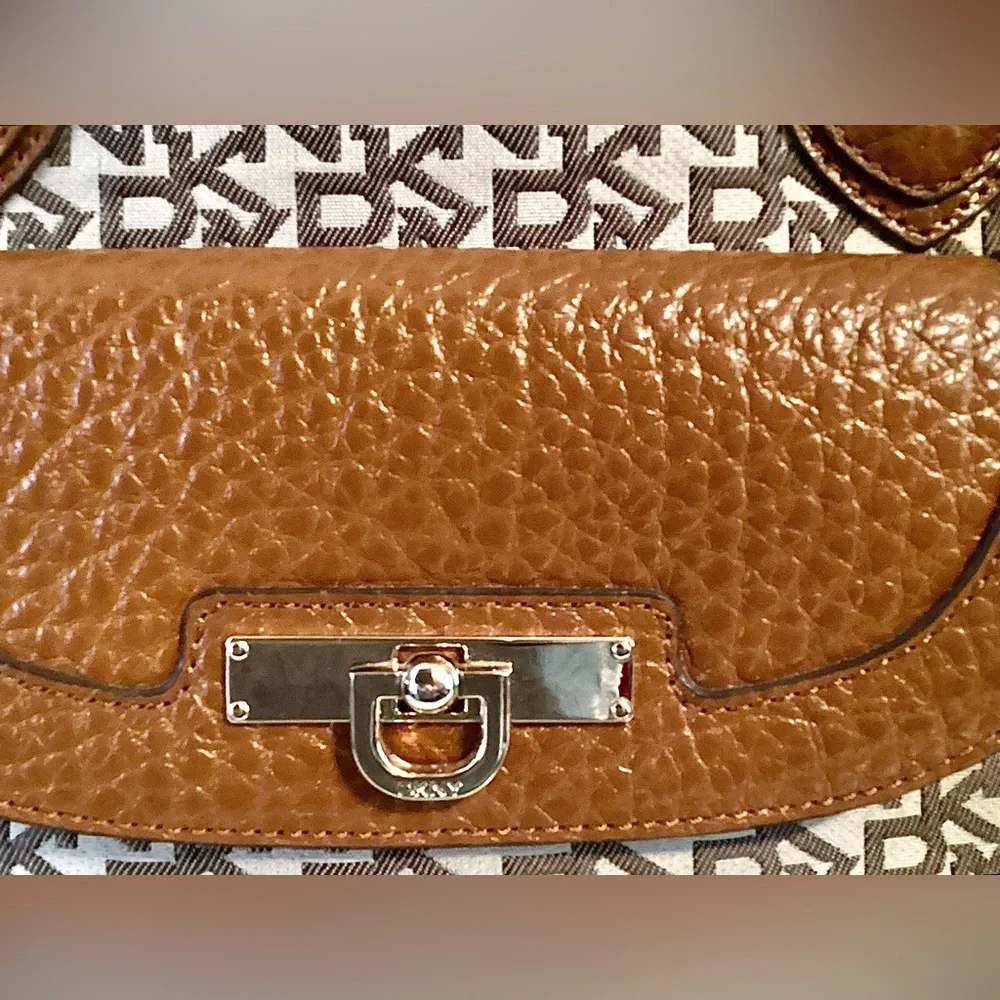 DKNY Large Tan & Brown Dome Monogram Satchel Bag w Strap - Picture 11 of 15